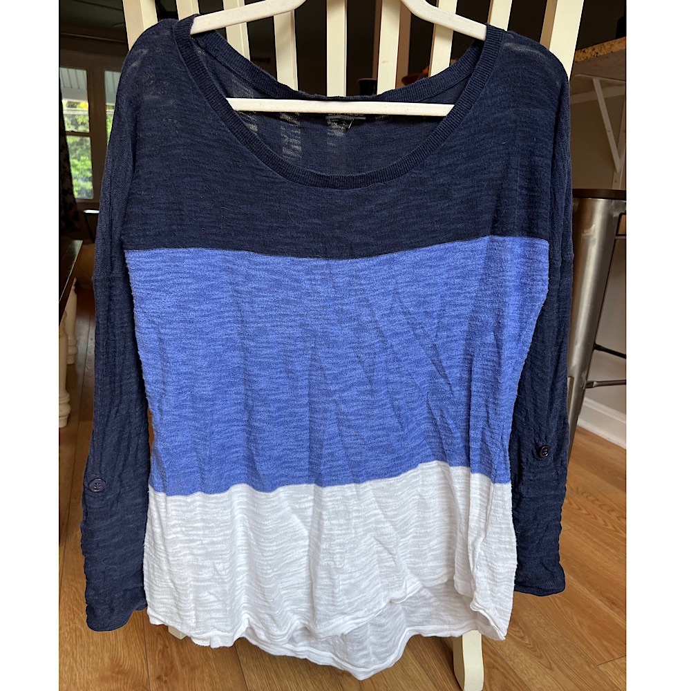 COPY - Lightweight 3/4 Sleeve sweater from Express. Size: Large